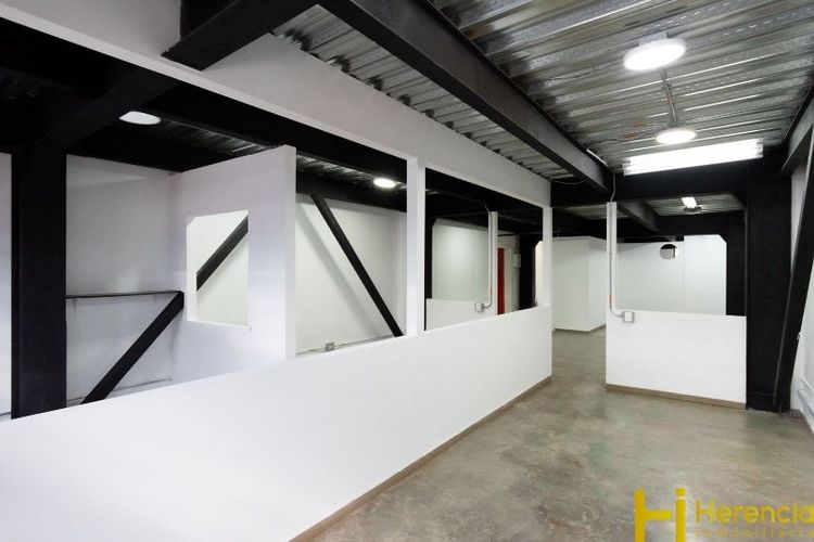 Bodega en arriendo en Campo Amor, Medellín, 100 m² · foto 4 de 9