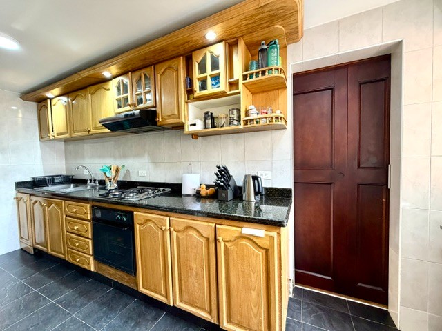 Apartamento en venta en Santa Barbara, Bogotá · foto 12 de 24