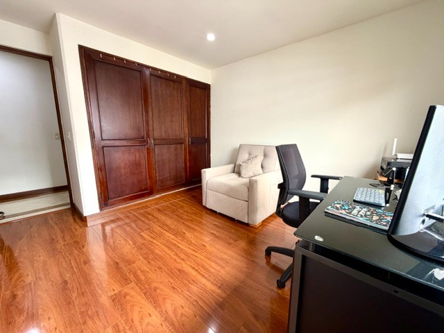 Apartamento en venta en Santa Barbara, Bogotá · foto 18 de 24