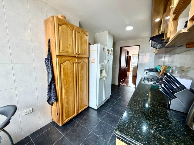 Apartamento en venta en Santa Barbara, Bogotá · foto 15 de 24