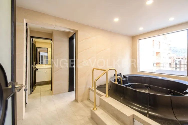 Apartamento de 5 alcobas en venta en La Carolina, Bogotá, 434 m² · foto 13 de 24