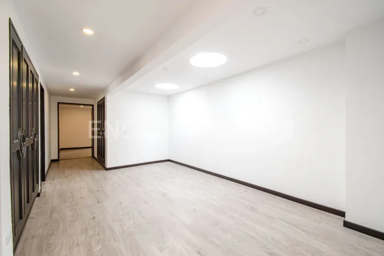 Apartamento de 5 alcobas en venta en La Carolina, Bogotá, 434 m² · foto 7 de 24