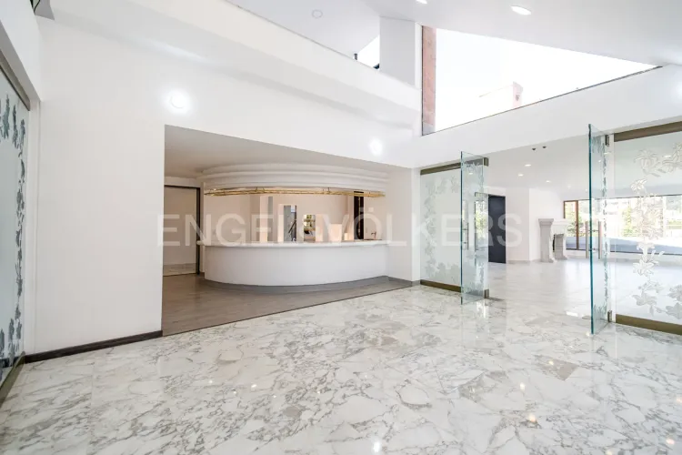 Apartamento de 5 alcobas en venta en La Carolina, Bogotá, 434 m² · foto 5 de 24
