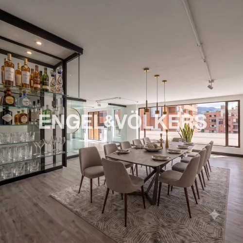Apartamento de 5 alcobas en venta en La Carolina, Bogotá, 434 m² · foto 3 de 24