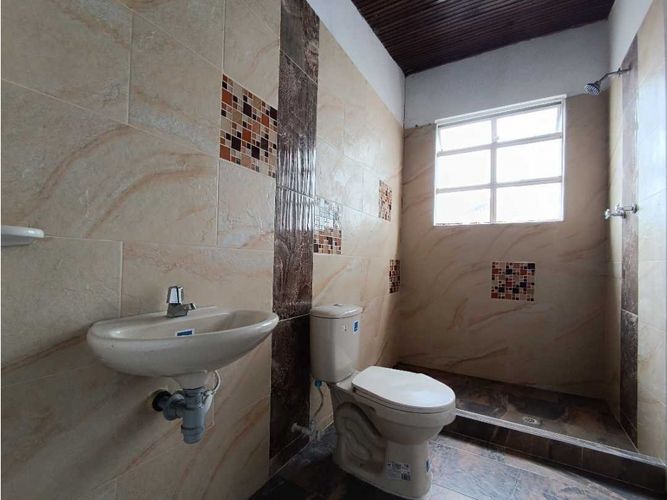 Local en arriendo en Avenida Santander, Manizales, 220 m² · foto 2 de 23