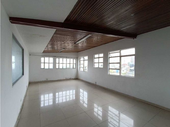 Local en arriendo en Avenida Santander, Manizales, 220 m² · foto 3 de 23