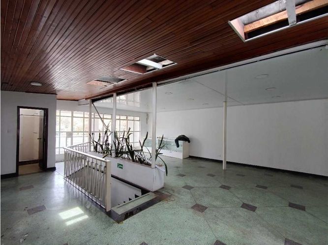 Local en arriendo en Avenida Santander, Manizales, 220 m² · foto 15 de 23