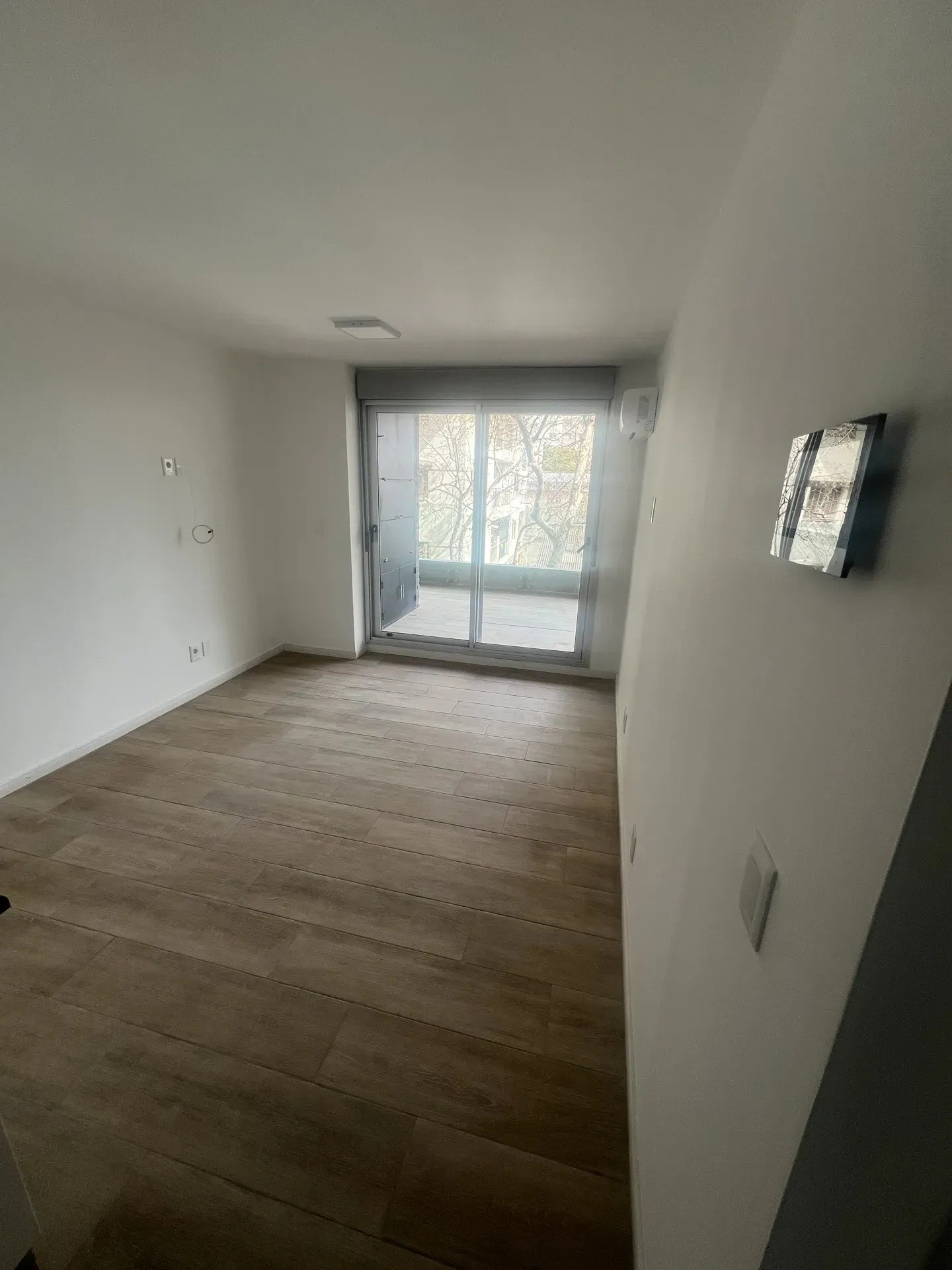 ALQUILER EN CORDON DE 1 DORMITORIO A ESTRENAR, CON TERRAZA Y PARRILLERO, SEGURIDAD 24HS, SUM, PARRILLERO, GYM