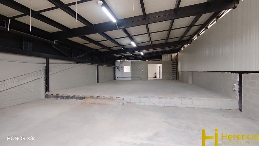 Bodega en arriendo en Pueblo Viejo, La Estrella, 330 m² · foto 3 de 7