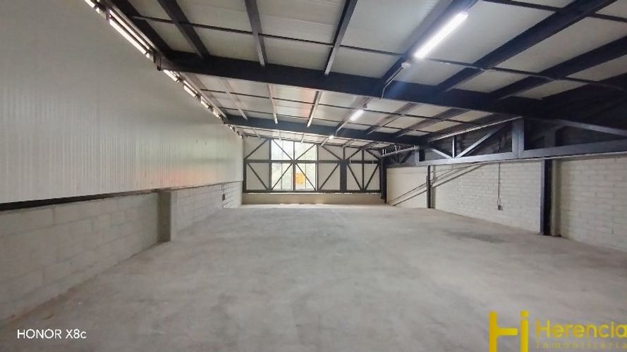Bodega en arriendo en Pueblo Viejo, La Estrella, 330 m² · foto 4 de 7