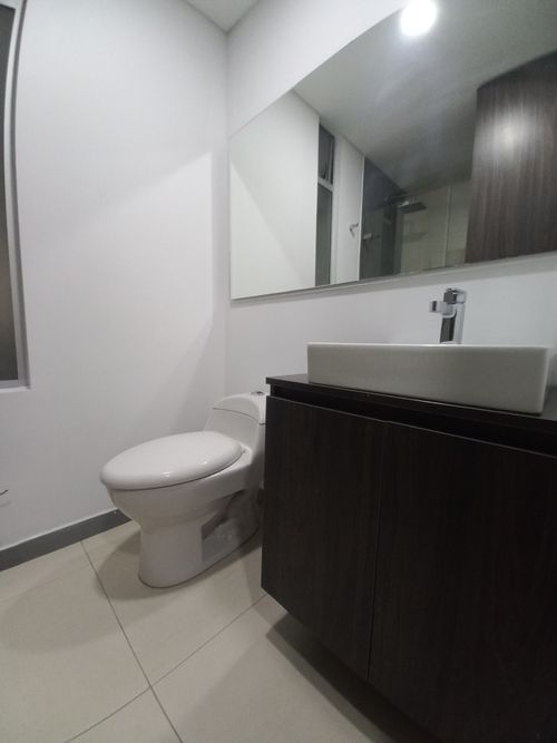 Apartamento de 3 alcobas en venta en Picaleña Y Mirolindo, Ibagué, 98 m² · foto 12 de 24