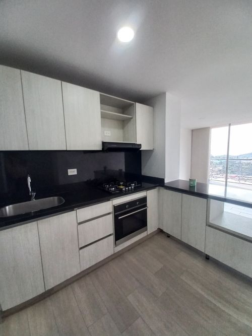 Apartamento de 3 alcobas en venta en Picaleña Y Mirolindo, Ibagué, 98 m² · foto 18 de 24