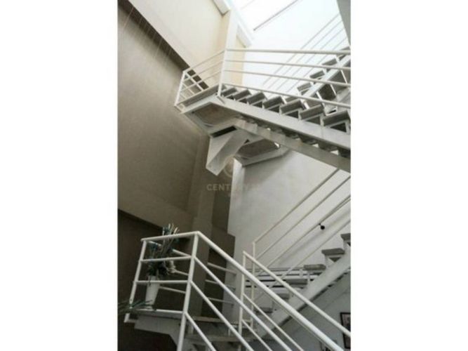 Casa de 5 alcobas en venta en El Bosque, Cali, 425 m² · foto 4 de 24