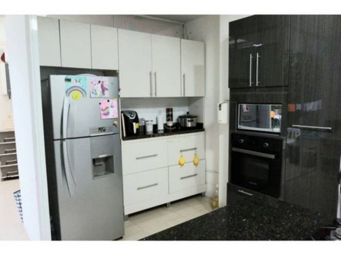 Casa de 5 alcobas en venta en El Bosque, Cali, 425 m² · foto 7 de 24