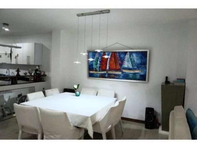 Casa de 5 alcobas en venta en El Bosque, Cali, 425 m² · foto 8 de 24