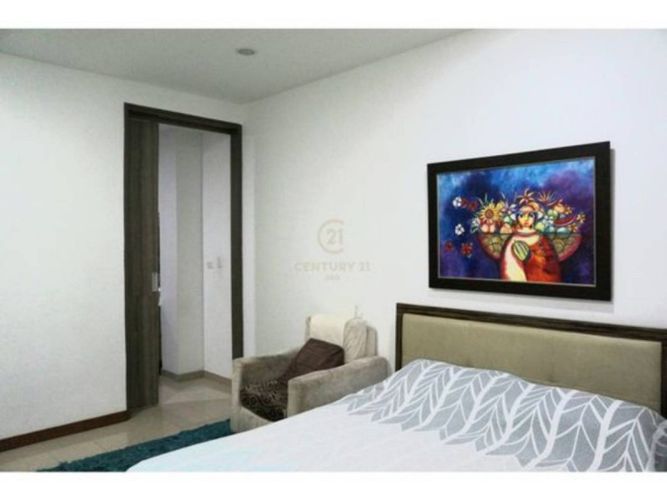 Casa de 5 alcobas en venta en El Bosque, Cali, 425 m² · foto 17 de 24