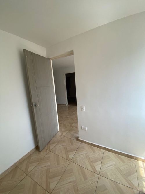 Apartamento de 3 alcobas en venta en Barro Blanco, Piedecuesta, 52 m² · foto 7 de 18