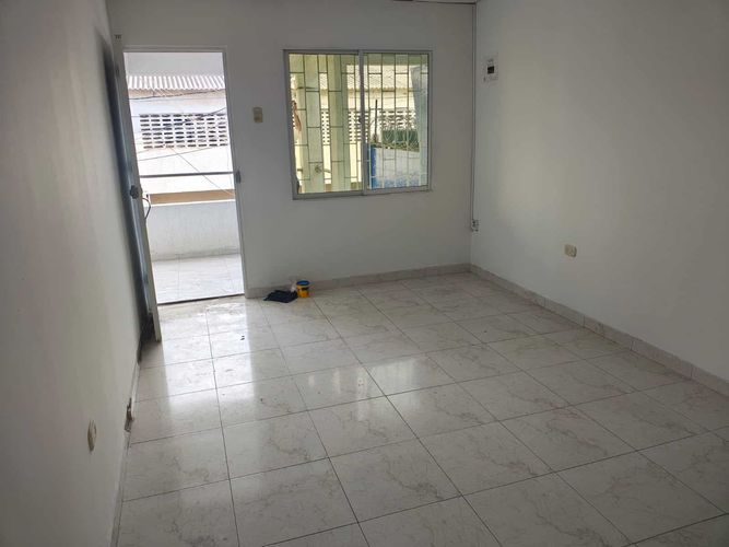 Oficina en arriendo en El Bosque, Cartagena, 25 m² · foto 6 de 13