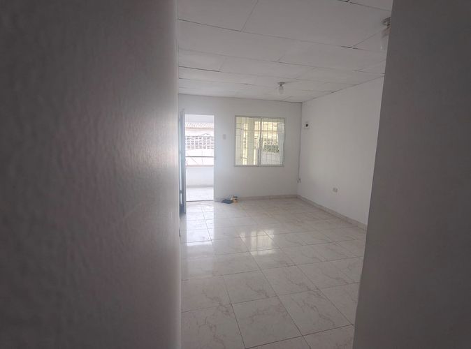 Oficina en arriendo en El Bosque, Cartagena, 25 m² · foto 7 de 13