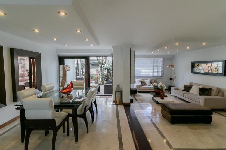 Casa de 5 alcobas en venta en Sotileza, Bogotá, 266 m² · foto 5 de 24