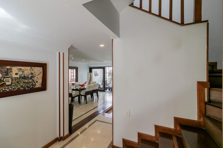 Casa de 5 alcobas en venta en Sotileza, Bogotá, 266 m² · foto 11 de 24