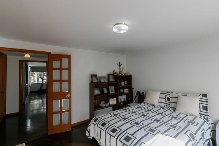 Casa de 5 alcobas en venta en Sotileza, Bogotá, 266 m² · foto 13 de 24