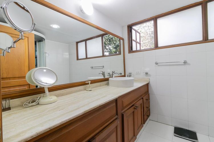 Casa de 5 alcobas en venta en Sotileza, Bogotá, 266 m² · foto 17 de 24