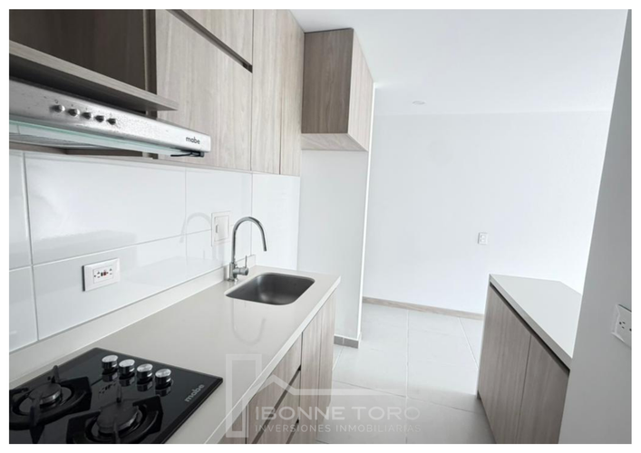 Apartaestudio en venta en Avenida Kevin Angel, Manizales, 38 m² · foto 6 de 8