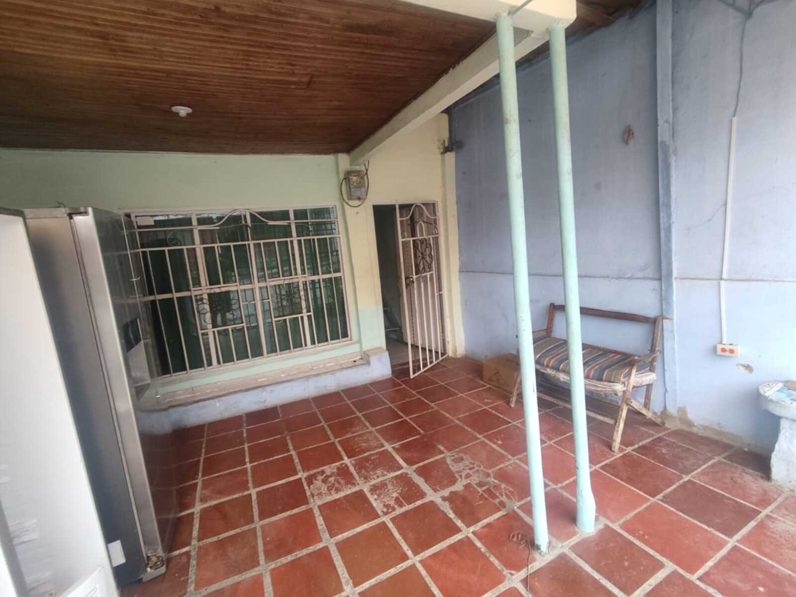 Casa en venta en Trece De Junio, Cartagena · foto 3 de 9