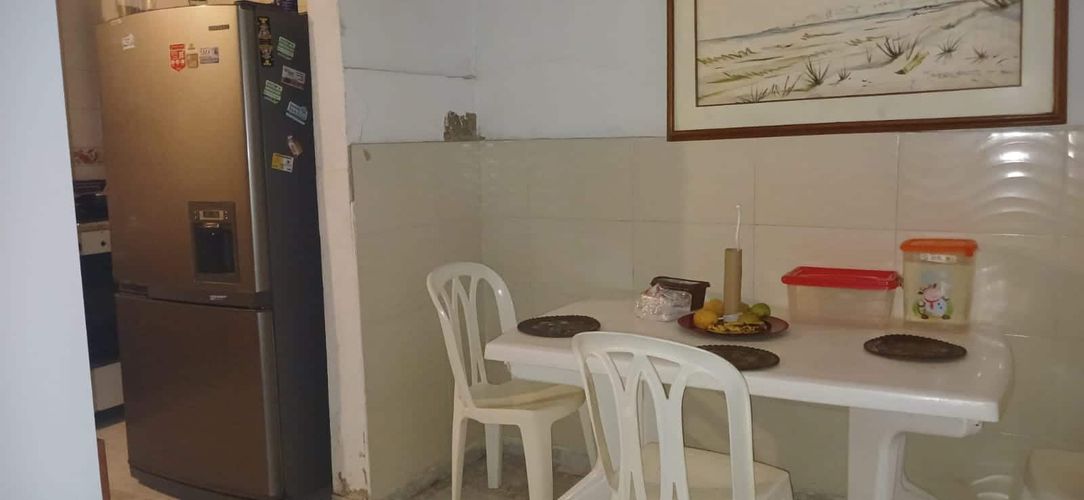 Casa de 6 alcobas en venta en Los Alpes, Cartagena, 409 m² · foto 2 de 9
