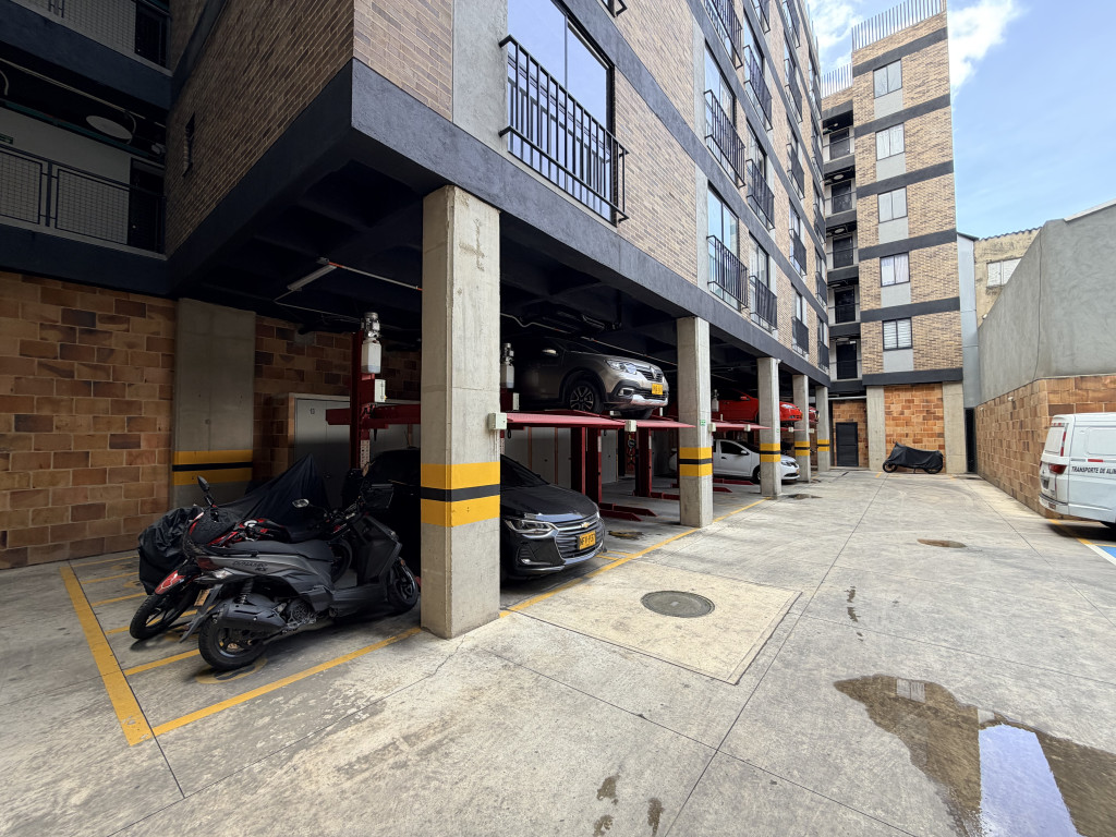 Apartamento en venta en Comuneros, Bogotá · foto 18 de 20