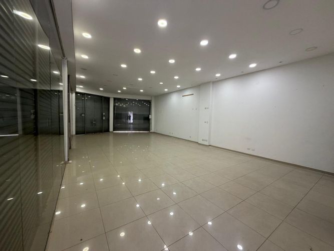 Local en arriendo en Bretaña, Cali, 358 m² · foto 3 de 24