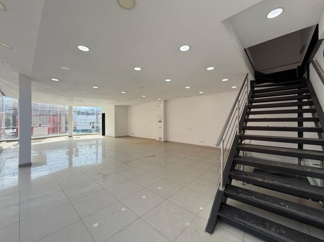 Local en arriendo en Bretaña, Cali, 358 m² · foto 16 de 24