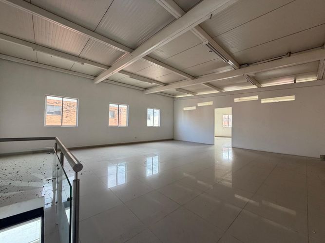 Local en arriendo en Bretaña, Cali, 358 m² · foto 17 de 24