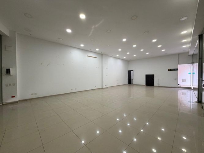 Local en arriendo en Bretaña, Cali, 358 m² · foto 20 de 24