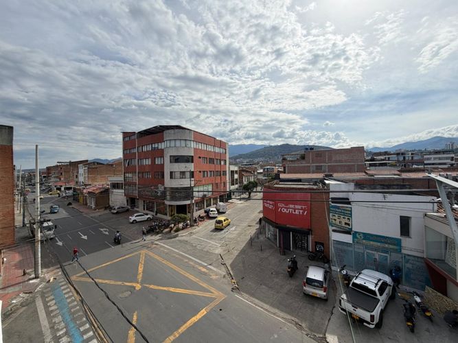Local en arriendo en Bretaña, Cali, 358 m² · foto 24 de 24