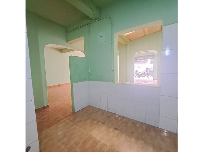 Local en venta en La Candelaria, Itagüí, 100 m² · foto 4 de 8