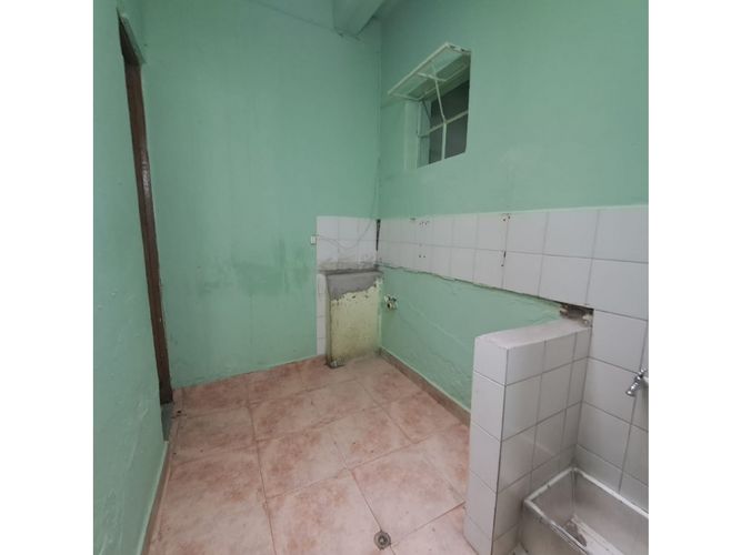 Local en venta en La Candelaria, Itagüí, 100 m² · foto 6 de 8