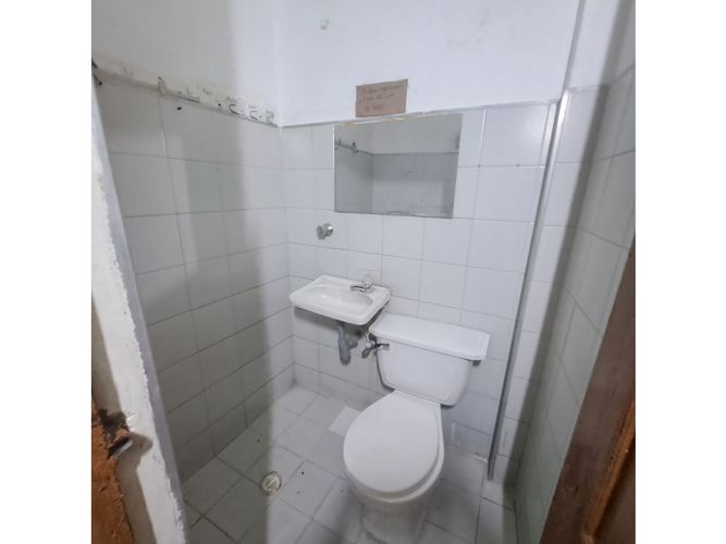 Local en venta en La Candelaria, Itagüí, 100 m² · foto 8 de 8