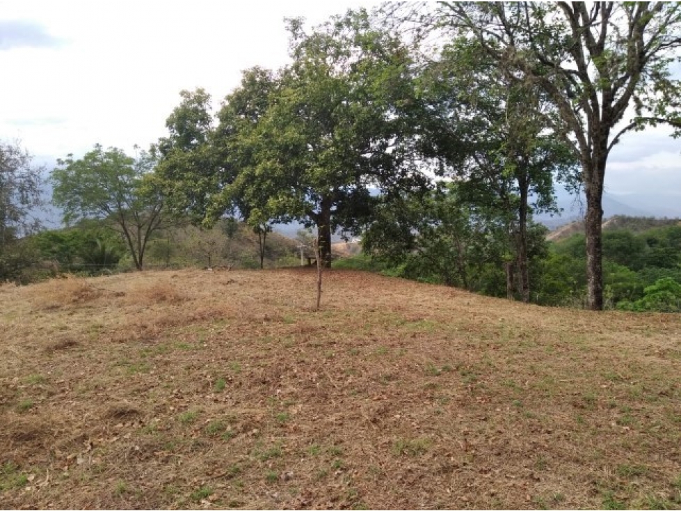 Land in Sopetran (4021 m²) for Sale