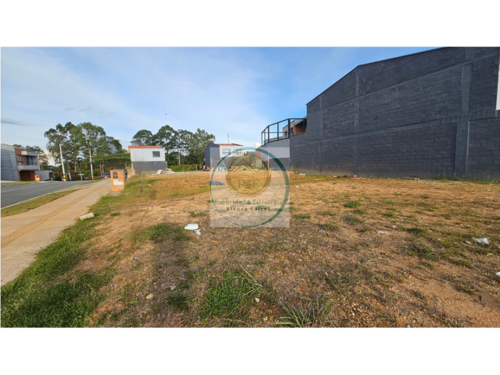 Land in San Antonio de Pereira (108 m²) for Sale