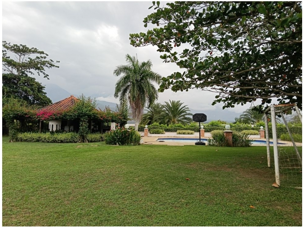 4BR Country House in Paso real (450 m²) for Sale