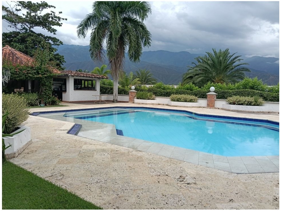 4BR Country House in Paso real (450 m²) for Sale - 2