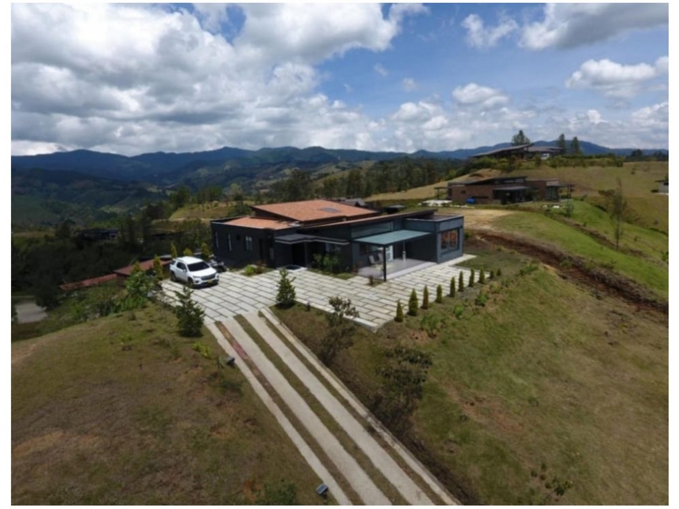 3BR Office in Pantanillo (1608 m²) for Sale - 4