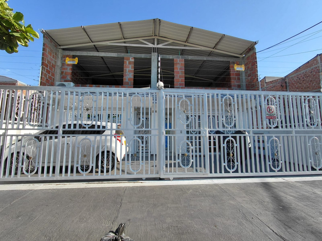 Apartamento en Arriendo en Aguablanca, Cali