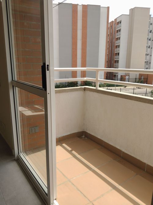 Apartamento de 2 alcobas en venta en Valle Del Lili, Cali, 64 m² · foto 5 de 24