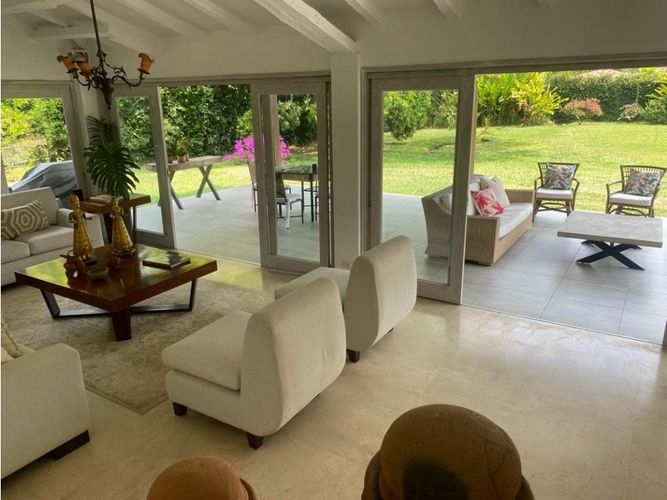 Casa de 4 alcobas en venta en Pance, Cali, 367 m² · foto 2 de 24