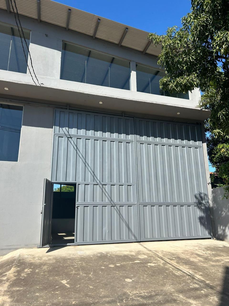 En Alquiler Depósito de 840 m2 en Asunción A481 — foto 2