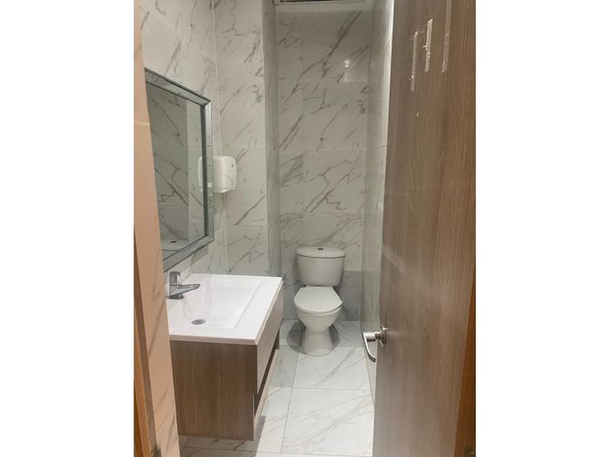 Edificio en arriendo en Santa Monica, Cali, 425 m² · foto 14 de 14