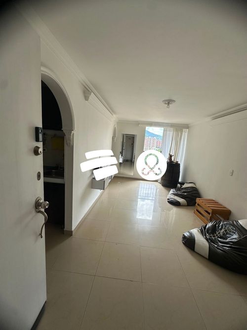 Apartamento de 3 alcobas en venta en El Rincón, Medellín, 51 m² · foto 4 de 12